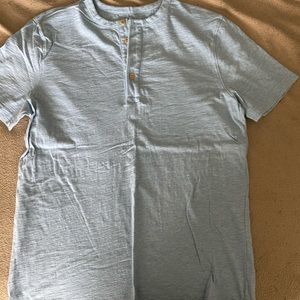 Basic gray shirt